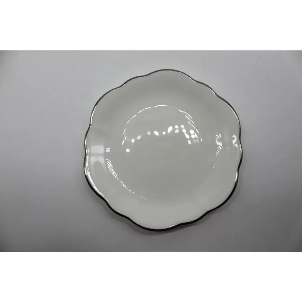 NWT Mikasa Bone Fine China Platinum‎ Halo Wellington Canape 5.5